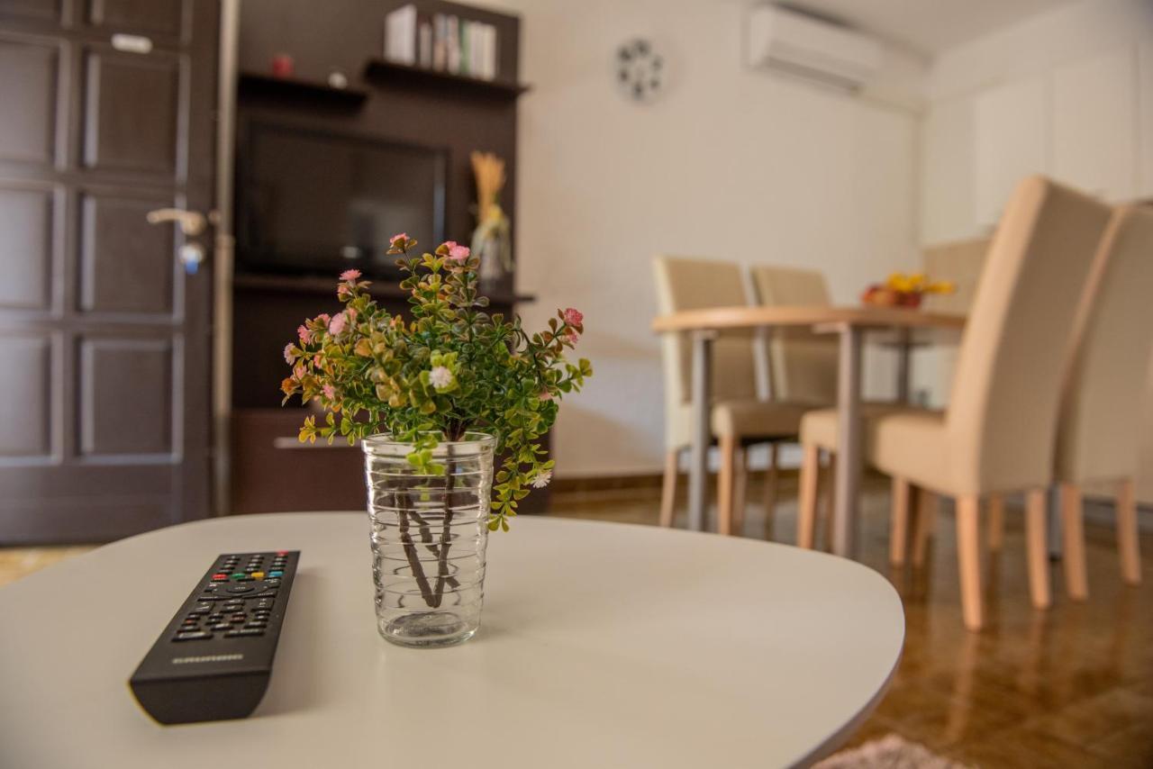 Apartman Bozica Vir Εξωτερικό φωτογραφία