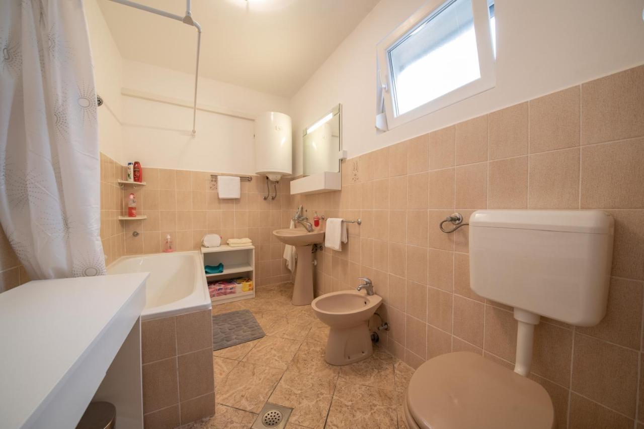 Apartman Bozica Vir Εξωτερικό φωτογραφία